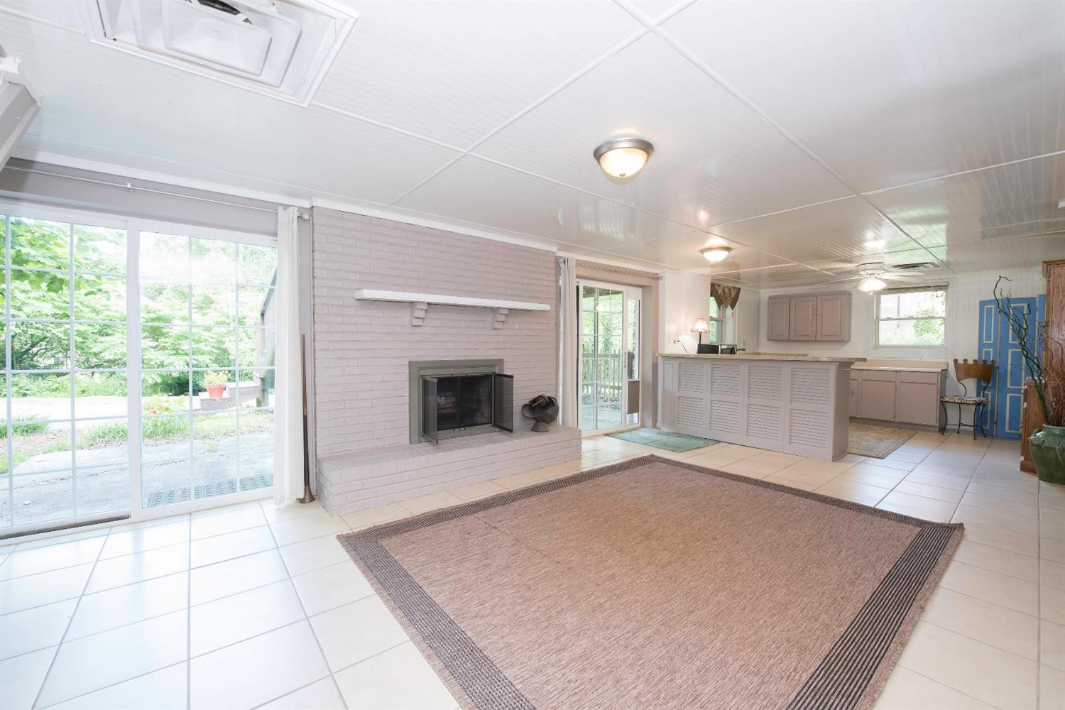 3342 Pepperhill Road Lexington, KY 40502 - Photo 17 of 27 Photo 17