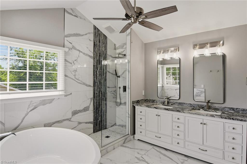 1406 Spring Tree Court High Point, NC 27265 - Photo 22 of 35