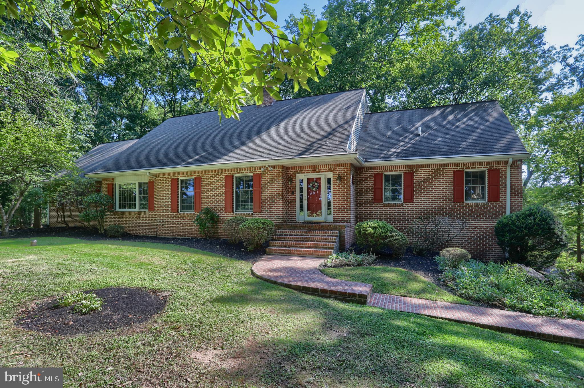 16 Beaver Road Hershey, PA 17033 - Photo 1 of 74 Gallery Image 1