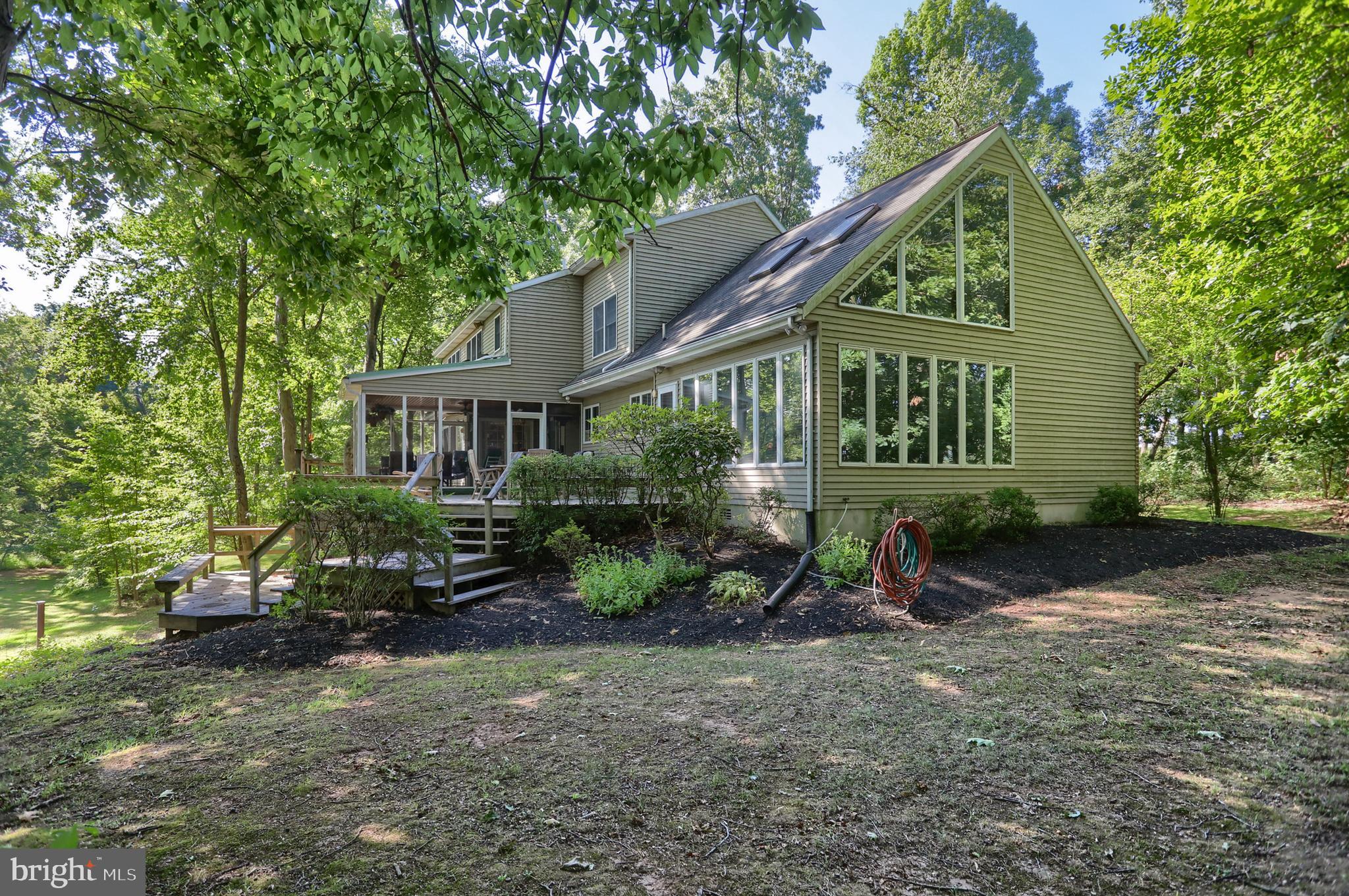 16 Beaver Road Hershey, PA 17033 - Photo 4 of 74 Gallery Image 4
