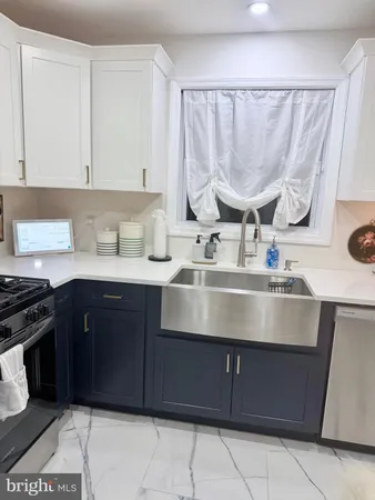 $425,000 | 16 Adams Avenue, Pitman, NJ 08071
