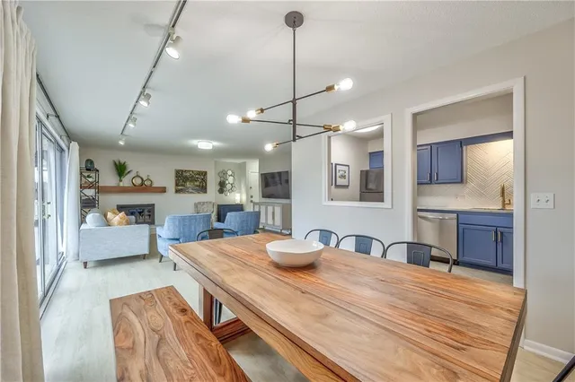 $205,000 | 8718 Metcalf Avenue, Unit 102, Overland Park, KS 66212