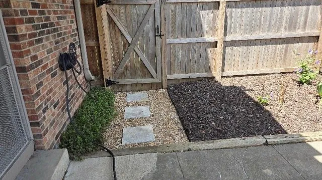 $205,000 | 8718 Metcalf Avenue, Unit 102, Overland Park, KS 66212