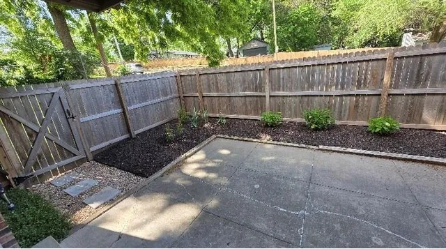 $205,000 | 8718 Metcalf Avenue, Unit 102, Overland Park, KS 66212