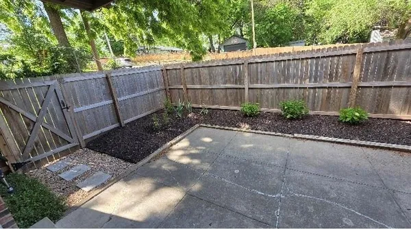 $205,000 | 8718 Metcalf Avenue, Unit 102, Overland Park, KS 66212