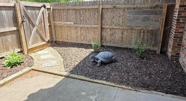 $205,000 | 8718 Metcalf Avenue, Unit 102, Overland Park, KS 66212