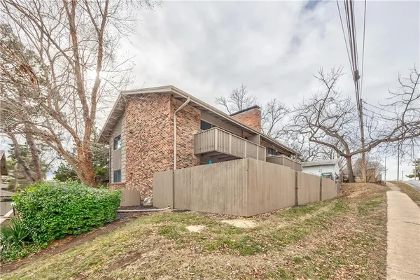 $205,000 | 8718 Metcalf Avenue, Unit 102, Overland Park, KS 66212