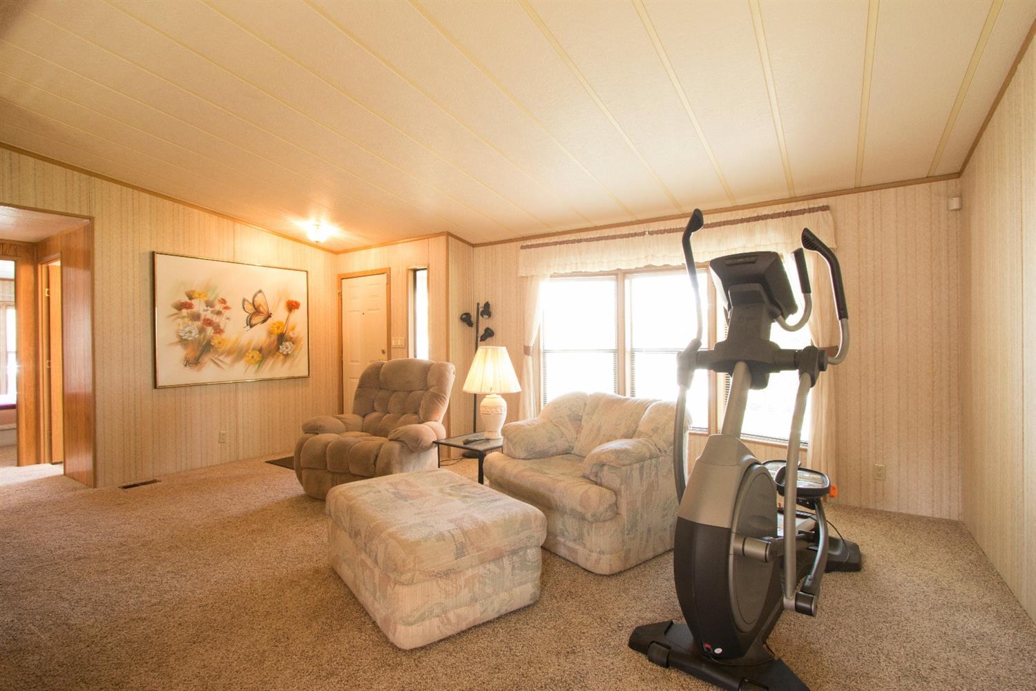 3601 Grant Road Central Point, OR 97502 - Photo 11 of 26 Additional Photo