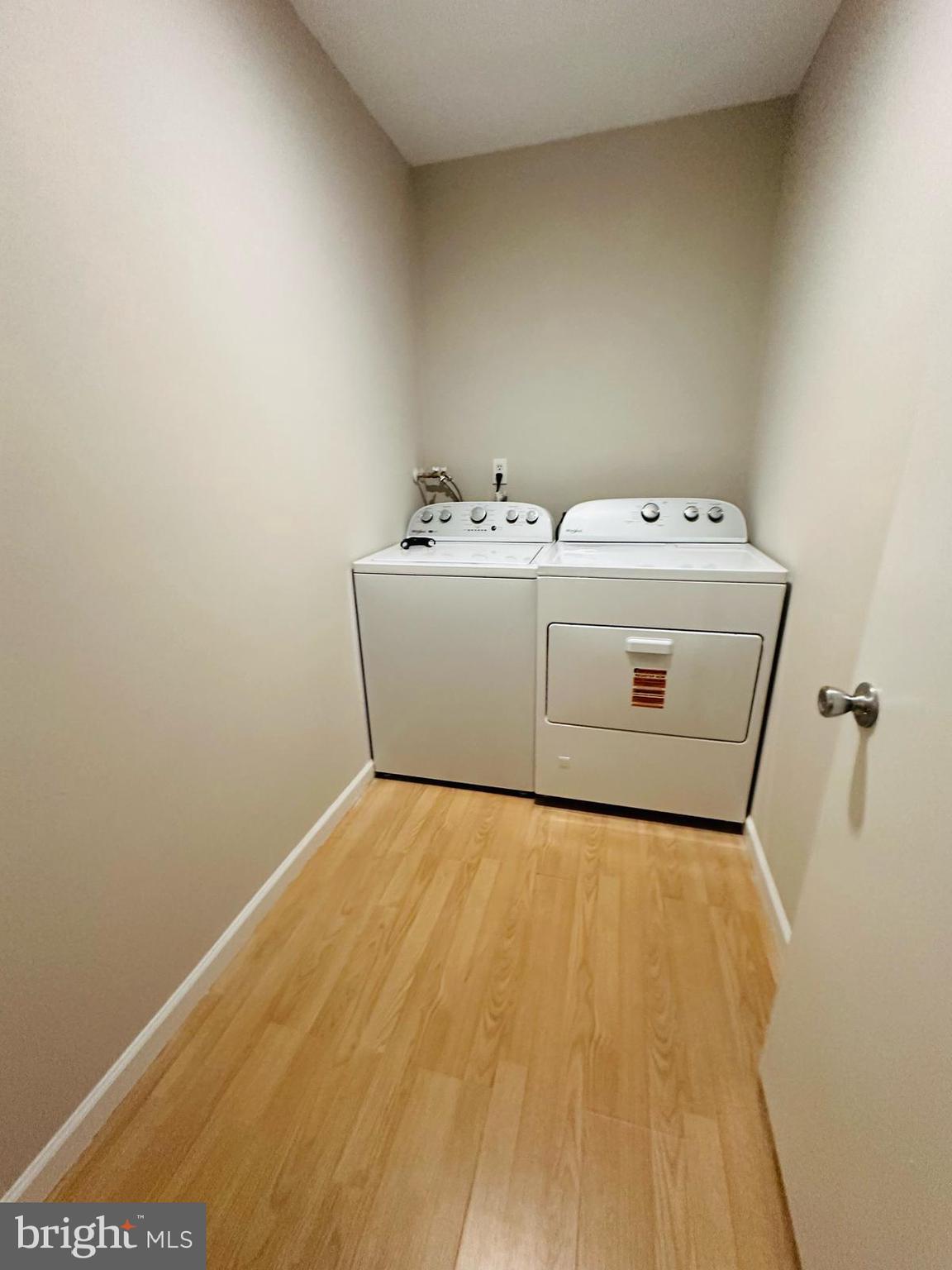 33 Trowbridge Lane Clementon, NJ 08021 - Photo 17 of 20 a utility room with a sink