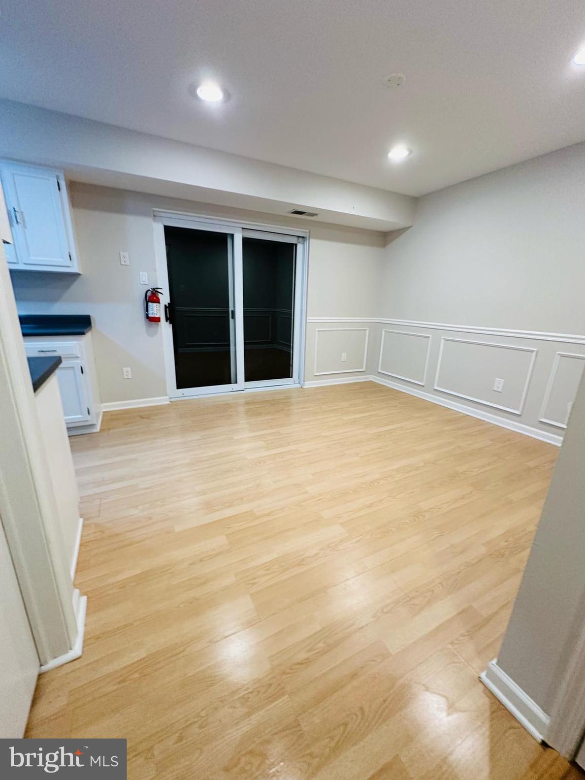 33 Trowbridge Lane Clementon, NJ 08021 - Photo 5 of 20 a view of an empty room