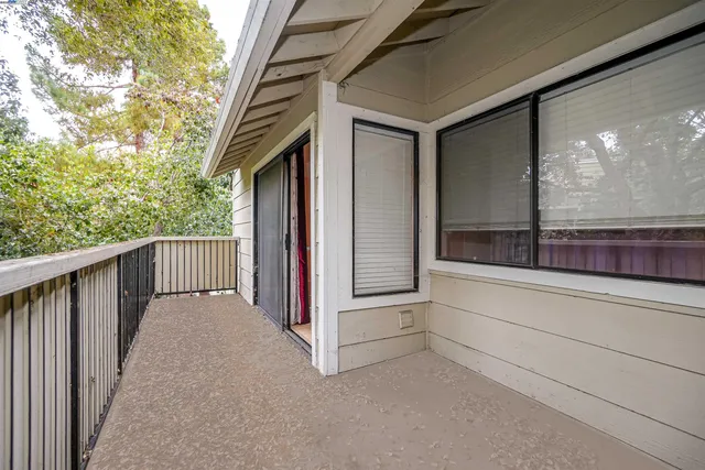 $350,000 | 2437 St Helena Drive, Unit 3, Hayward, CA 94542