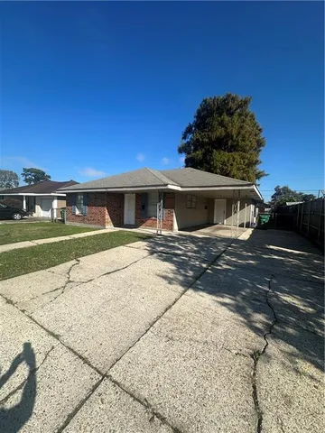 $1,600 | 741 Goodson Drive, Terrytown, LA 70056