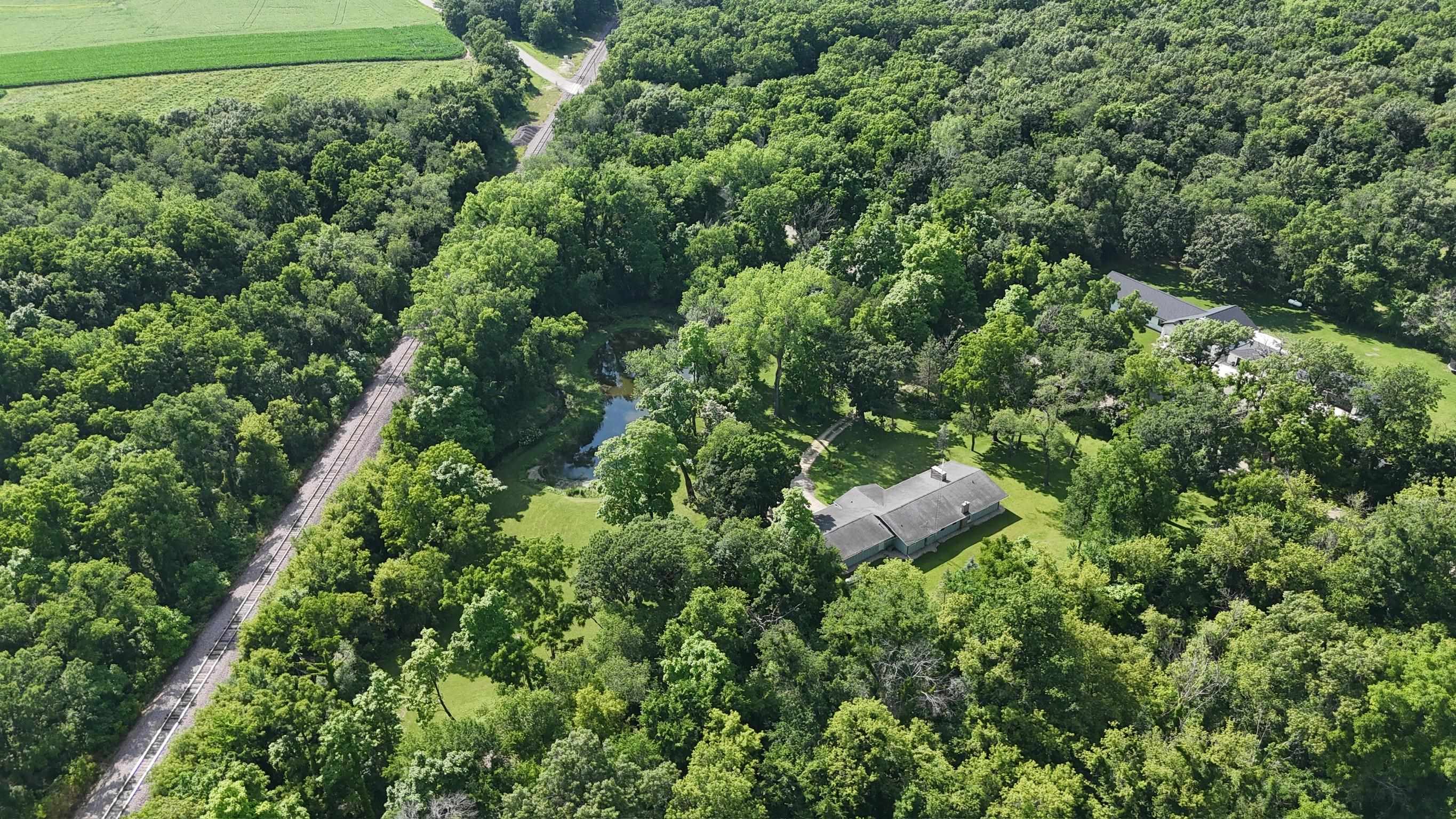 7716 East Buss Road Clinton, WI 53525 - Photo 1 of 1 Gallery Image 1