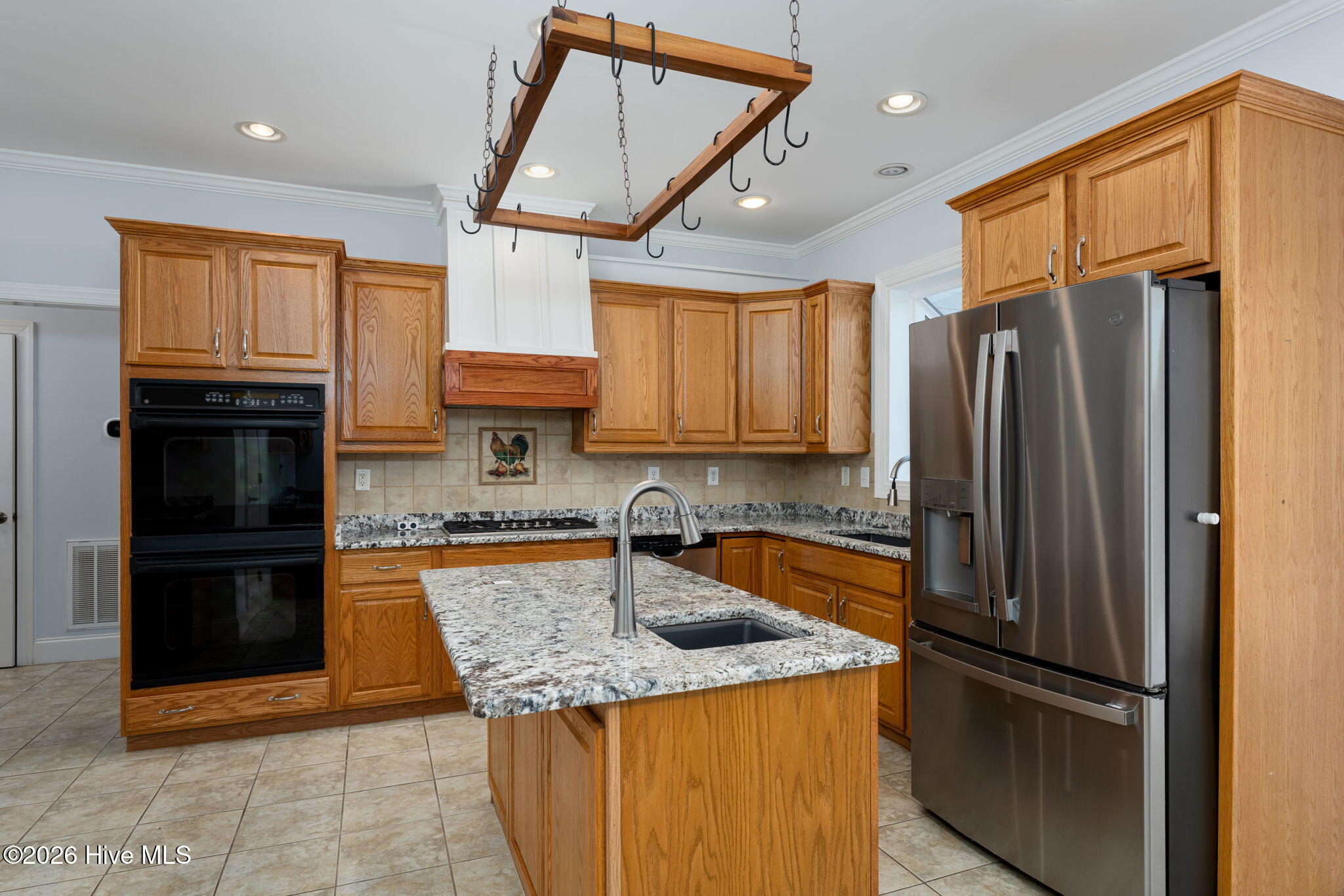 2689 Sloop Point Loop Road Hampstead, NC 28443 - Photo 24 of 112 kitchen-01c