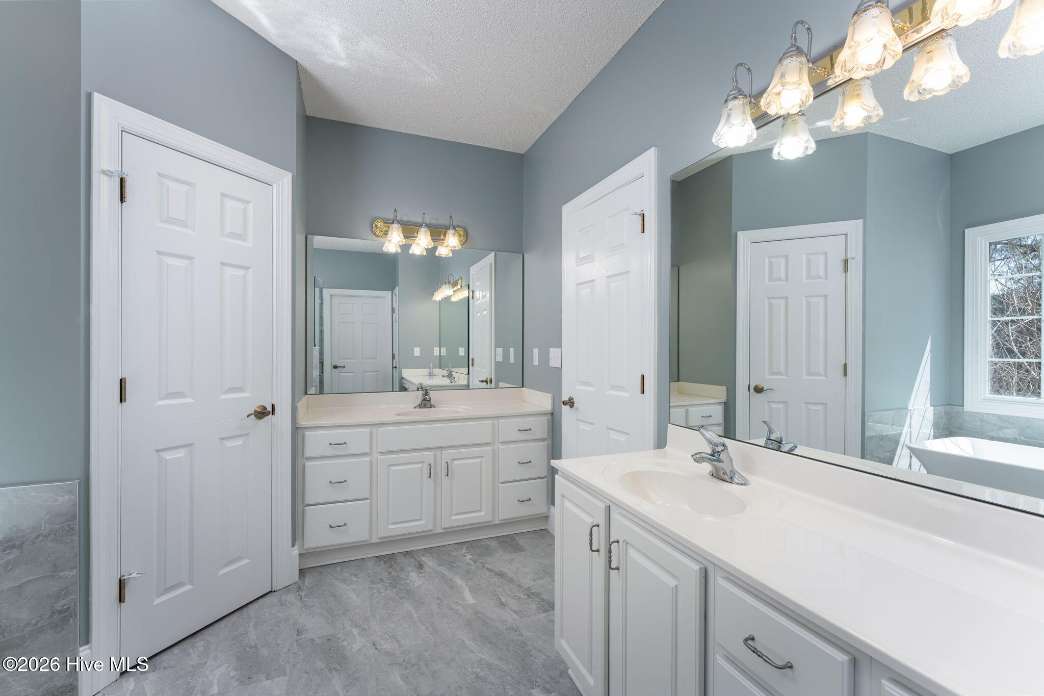 2689 Sloop Point Loop Road Hampstead, NC 28443 - Photo 34 of 112 bathroom-02c