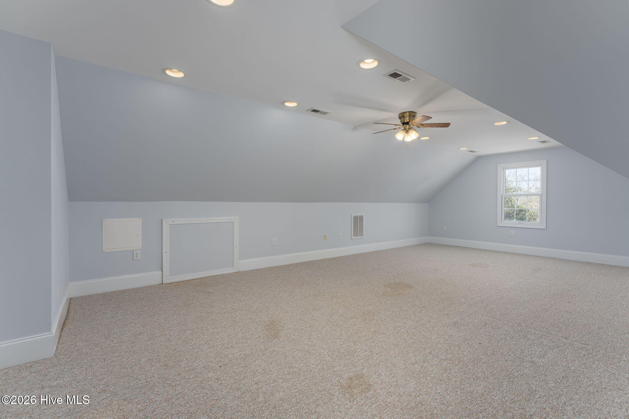 2689 Sloop Point Loop Road Hampstead, NC 28443 - Photo 47 of 112 bonus-room-02a