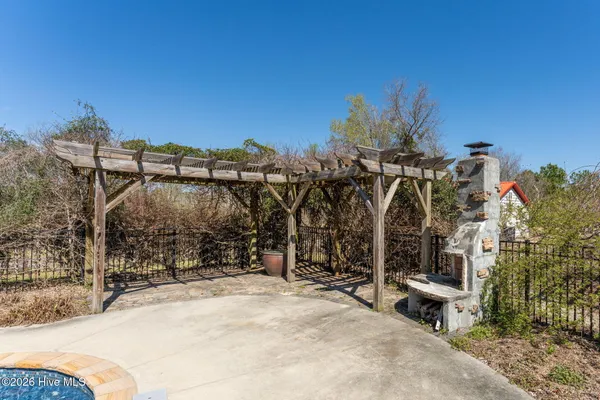 $1,450,000 | 2689 Sloop Point Loop Road, Hampstead, NC 28443