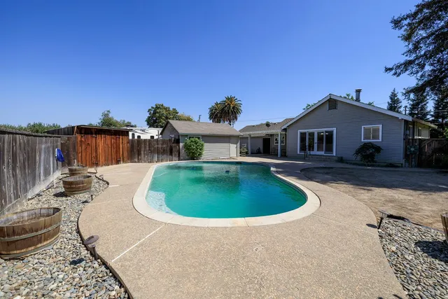 $600,000 | 13249 Lake Road, Hickman, CA 95323