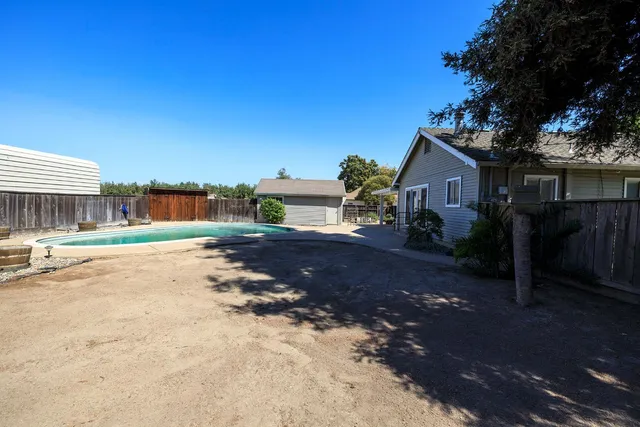 $600,000 | 13249 Lake Road, Hickman, CA 95323