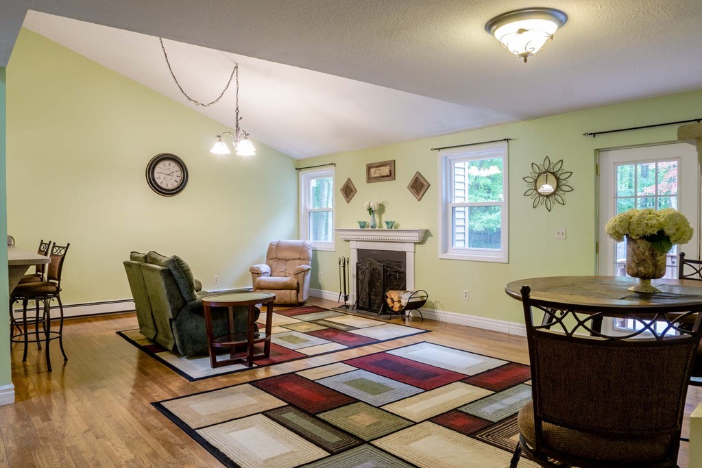 6 Autumn Road Medway, MA 02053 - Photo 8 of 30 Gallery Image 8