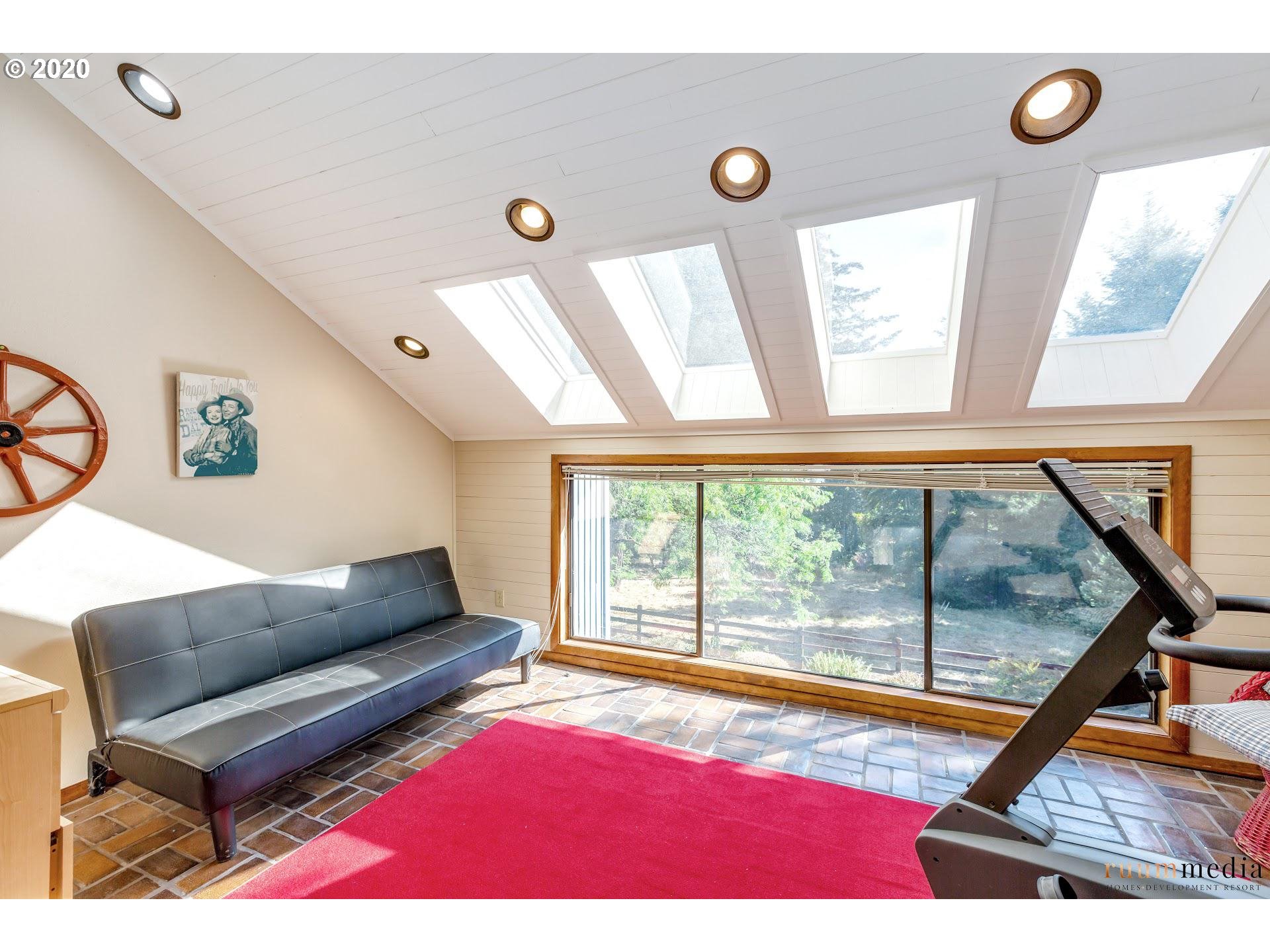 20560 Fernview Road West Linn, OR 97068 - Photo 27 of 32 Gallery Image 27