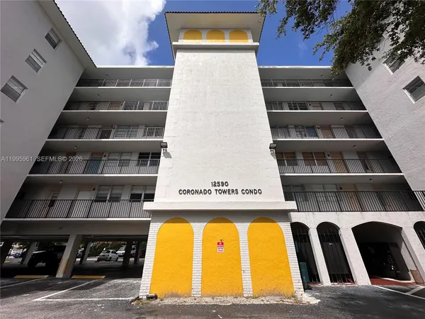 $129,900 | 12590 Northeast 16th Avenue, Unit 608, North Miami, FL 33161