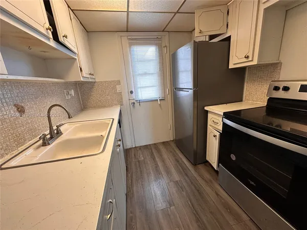 $129,900 | 12590 Northeast 16th Avenue, Unit 608, North Miami, FL 33161