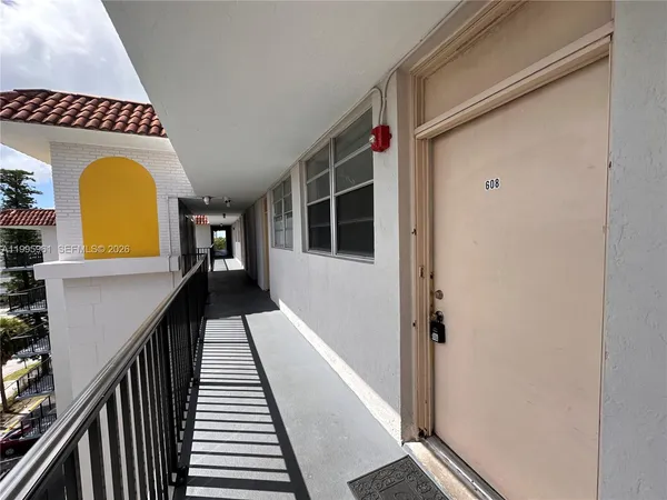 $129,900 | 12590 Northeast 16th Avenue, Unit 608, North Miami, FL 33161
