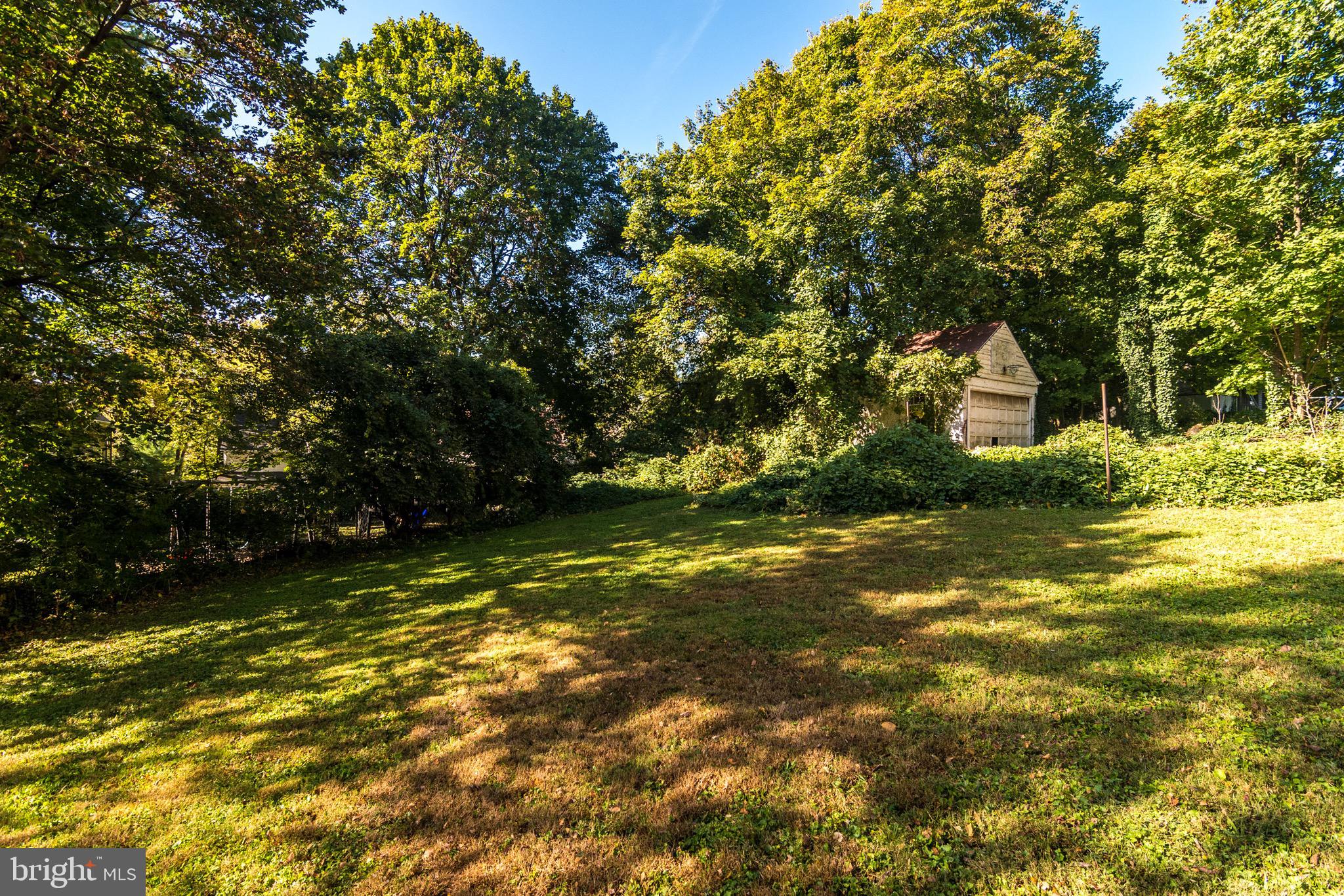 208 Wyncote Road Jenkintown, PA 19046 - Photo 36 of 77 Fabulous Backyard