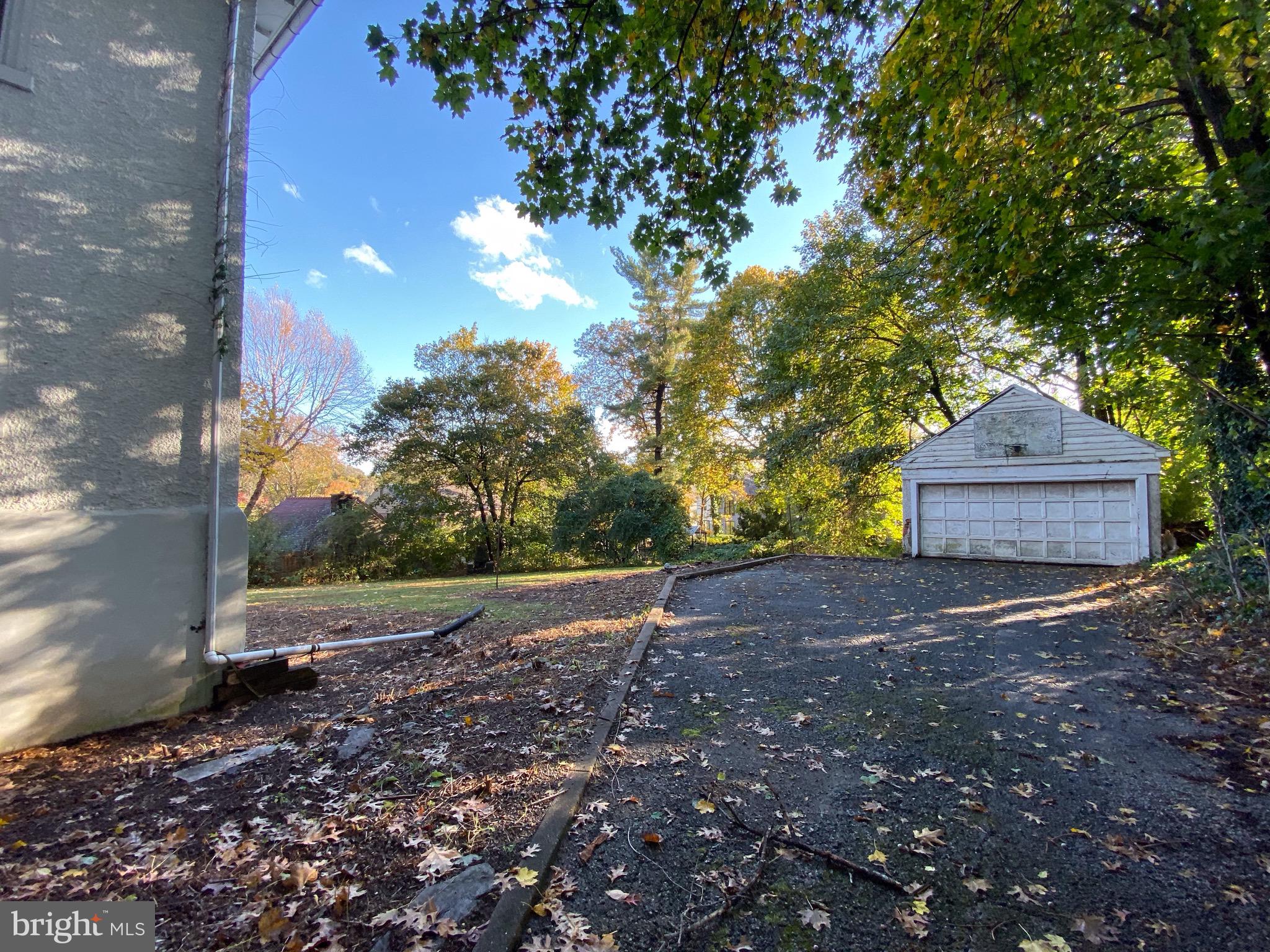 208 Wyncote Road Jenkintown, PA 19046 - Photo 55 of 77 Walking Down the Driveway