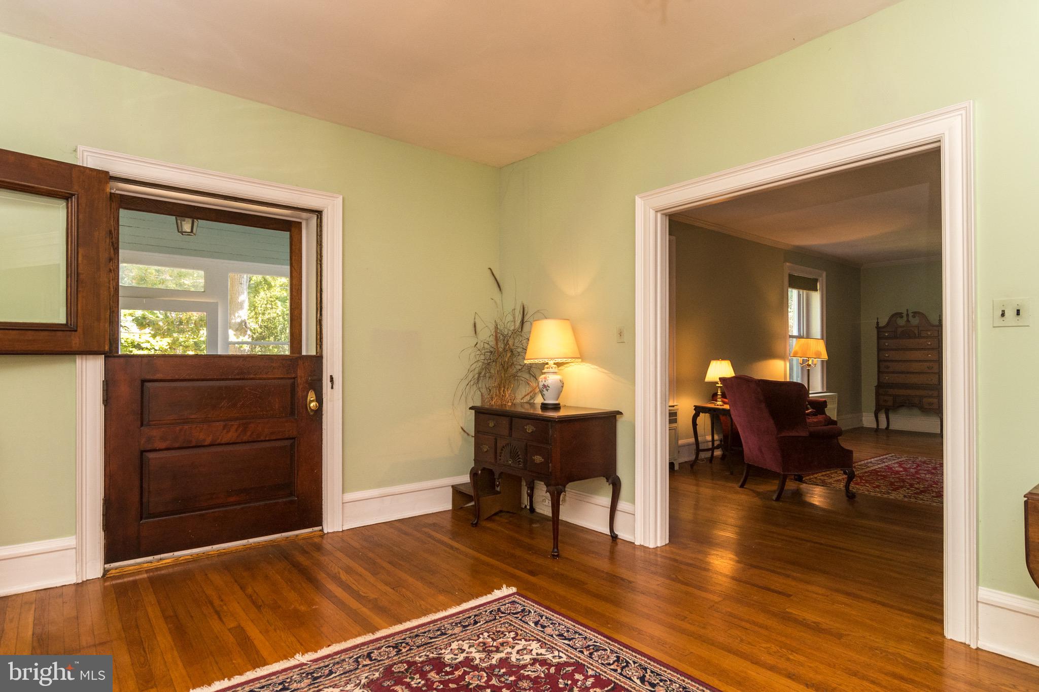 208 Wyncote Road Jenkintown, PA 19046 - Photo 7 of 77 Main Entry Dutch Door