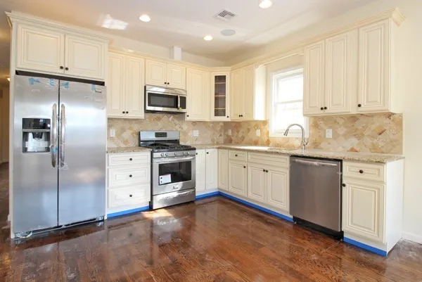 $3,300 | 8516 5th Avenue, Unit 2, North Bergen, NJ 07047