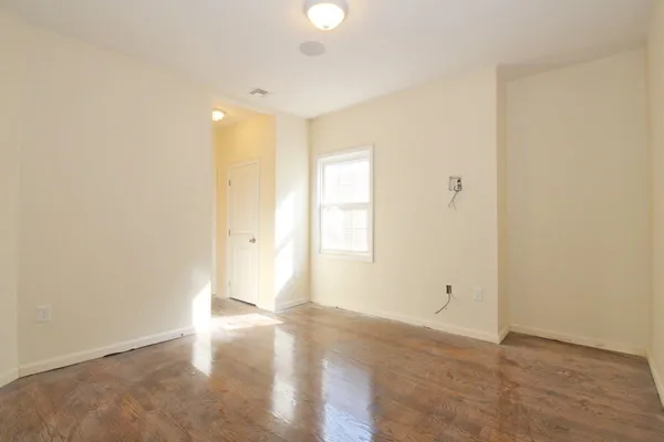 $3,300 | 8516 5th Avenue, Unit 2, North Bergen, NJ 07047