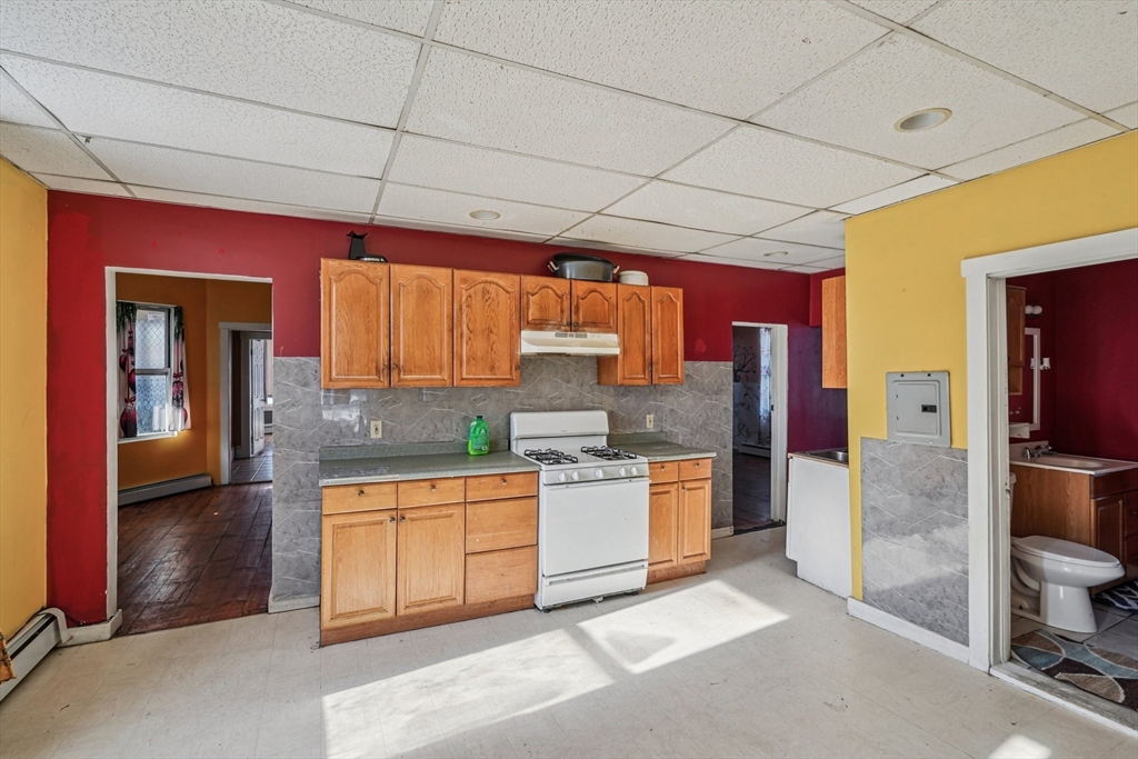 355 Main Street Clinton, MA 01510 - Photo 12 of 37 Gallery Image 12