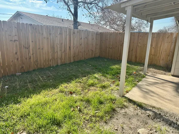 $1,300 | 836 North Meadows Drive, Unit B, Austin, TX 78758