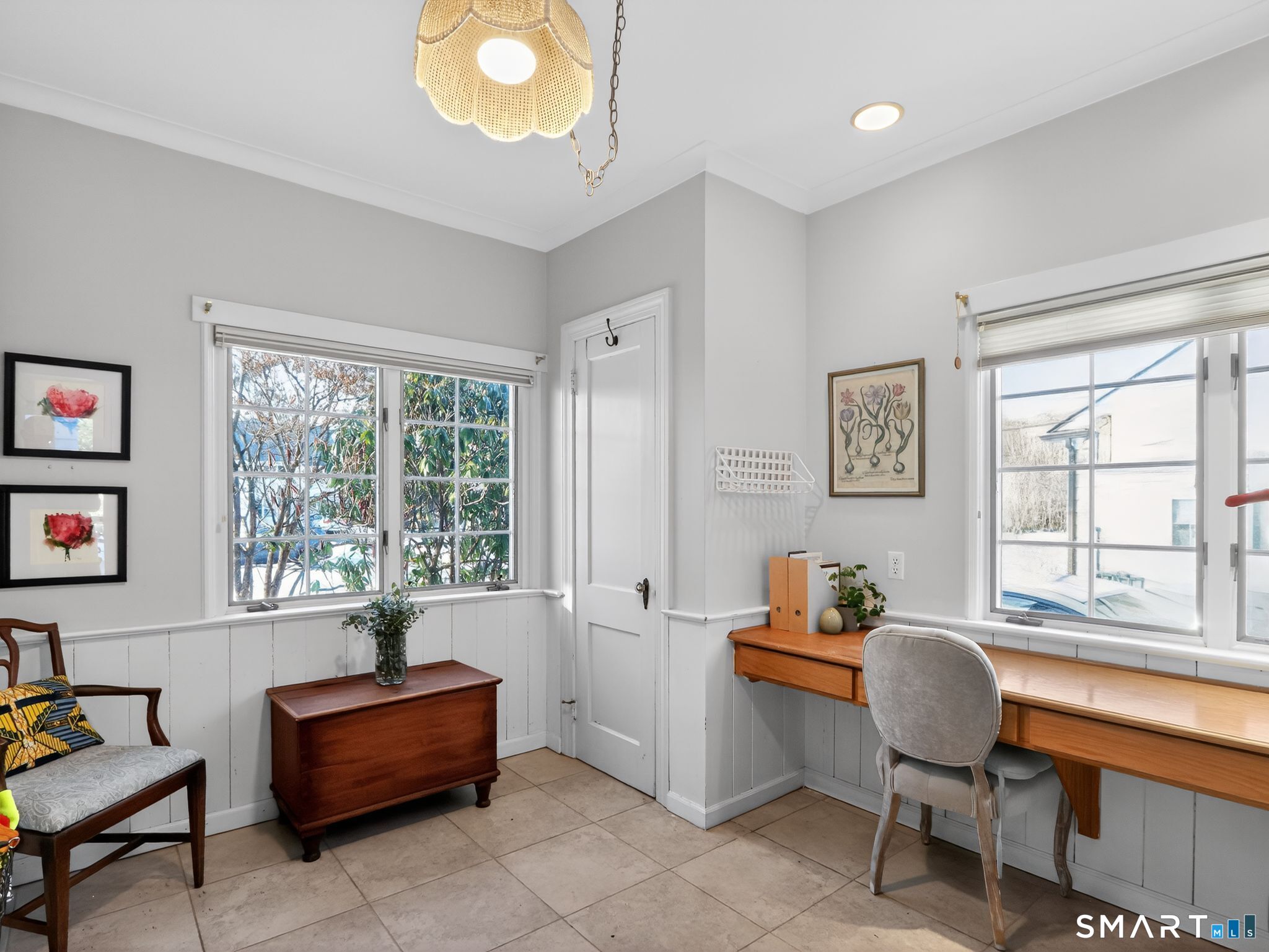 59 Broadfield Road Hamden, CT 06517 - Photo 26 of 40 a living room with furniture and a window