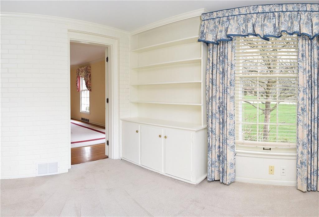 6290 Allisonville Road Indianapolis, IN 46220 - Photo 12 of 38 Gallery Image 12