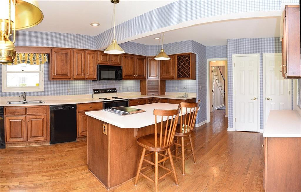 6290 Allisonville Road Indianapolis, IN 46220 - Photo 18 of 38 Gallery Image 18