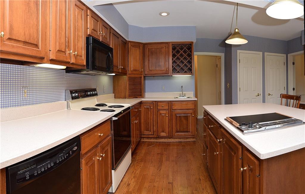 6290 Allisonville Road Indianapolis, IN 46220 - Photo 19 of 38 Gallery Image 19