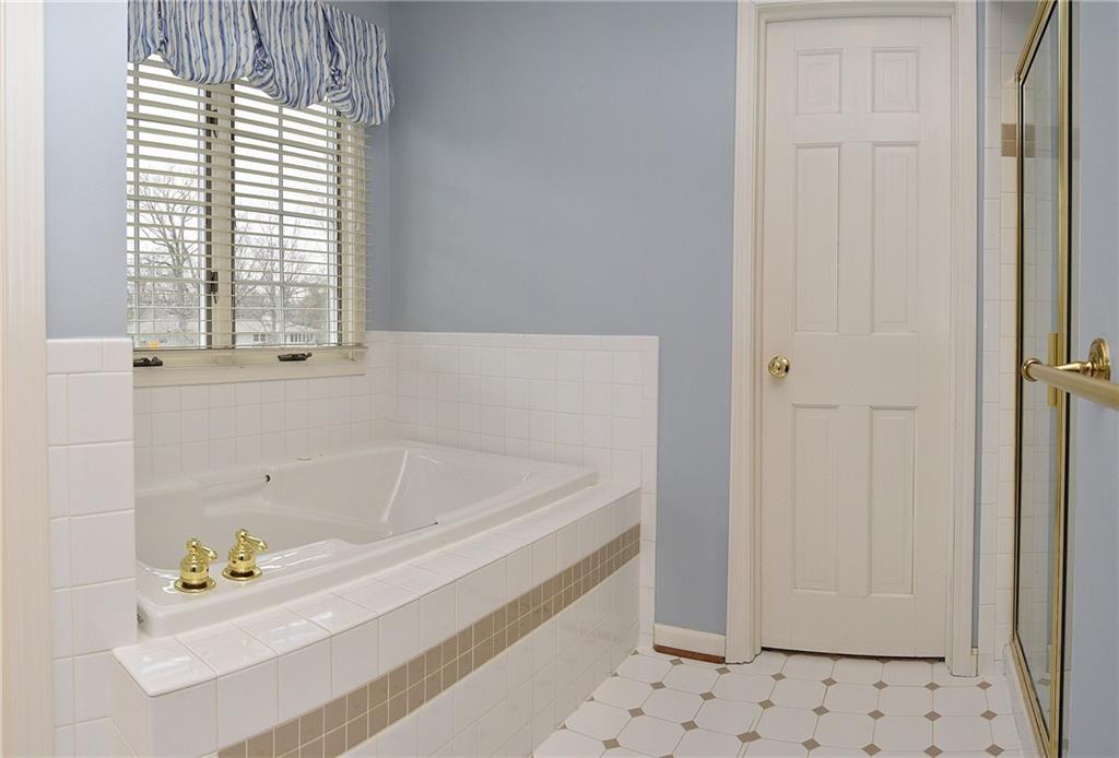 6290 Allisonville Road Indianapolis, IN 46220 - Photo 26 of 38 Gallery Image 26
