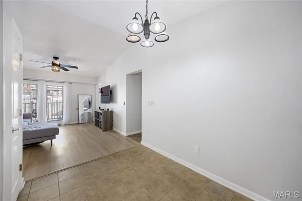 $175,000 | 3425 Country Stone Manor Drive, Unit C, Valley Park, MO 63088