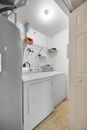 $175,000 | 3425 Country Stone Manor Drive, Unit C, Valley Park, MO 63088