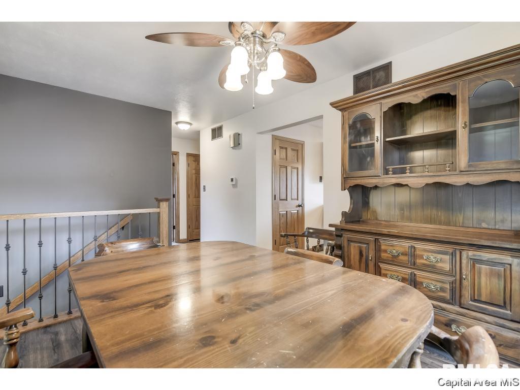 41 Lucerne Drive Springfield, IL 62707 - Photo 8 of 36