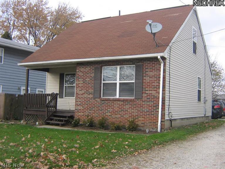 883 East Wilbeth Road Akron, OH 44306 - Photo 1 of 11 Gallery Image 1
