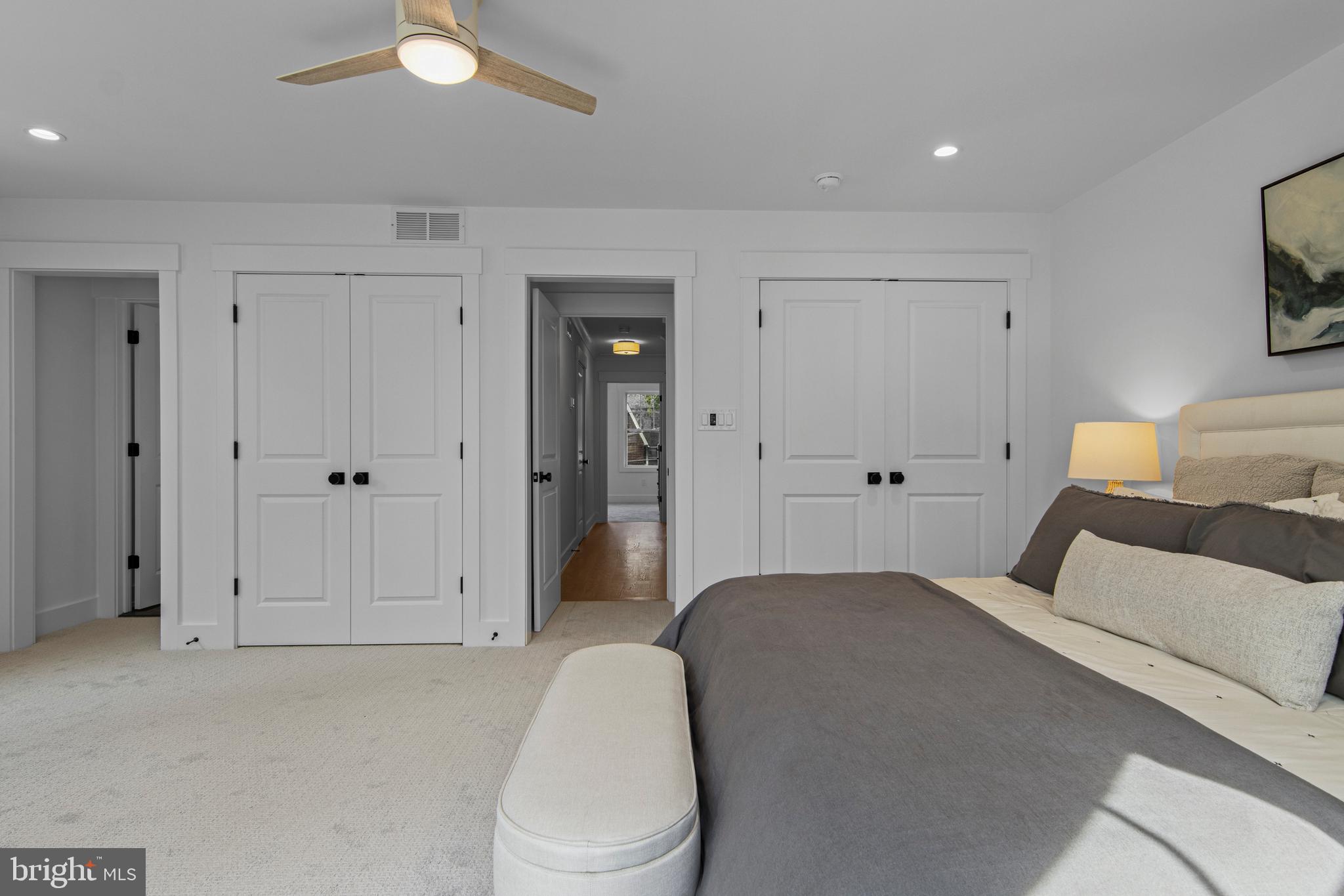 142 Merion Avenue Narberth, PA 19072 - Photo 33 of 67 a bedroom with a bed and a lamp