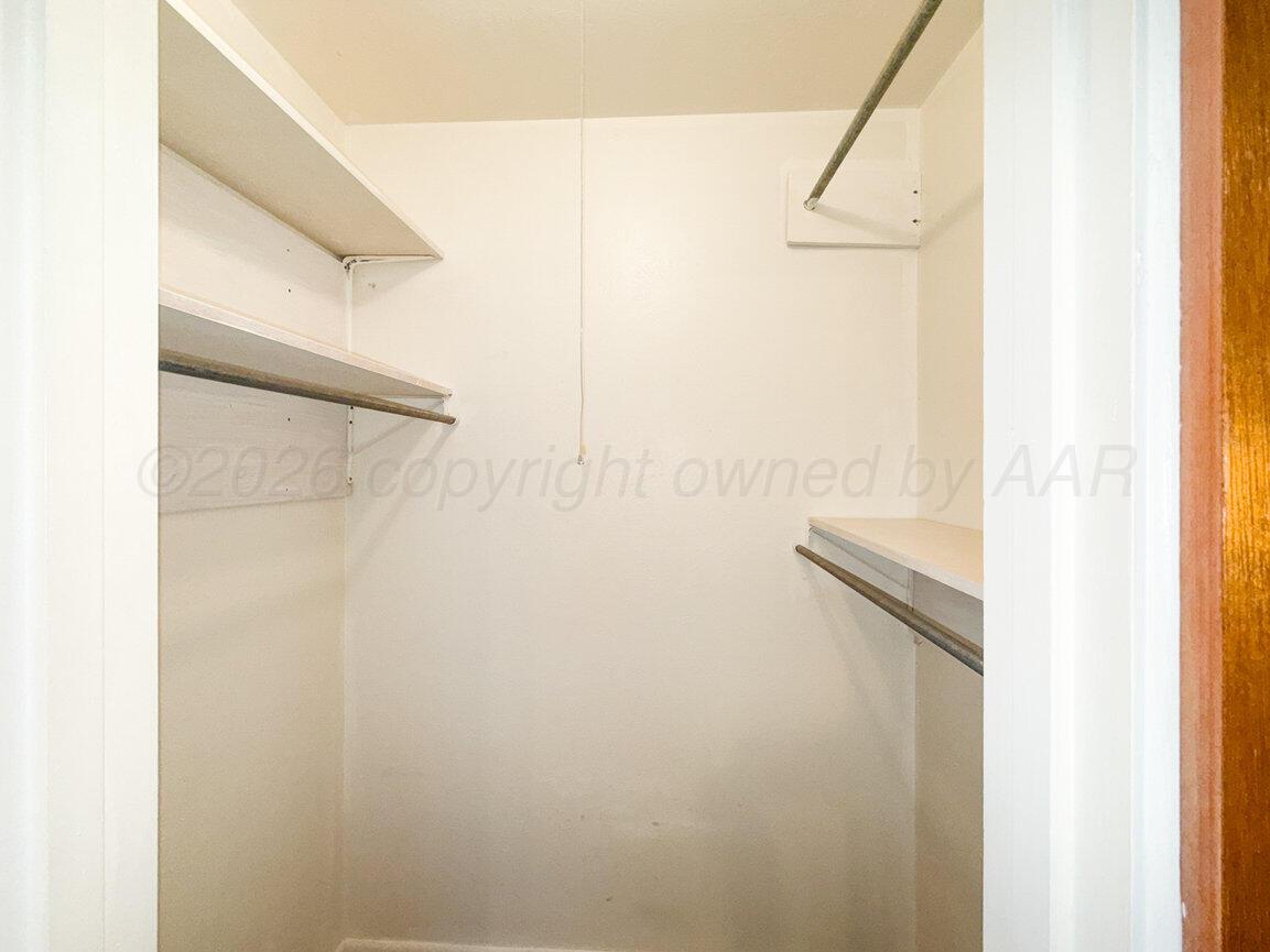 4305 South Bonham Street Amarillo, TX 79110 - Photo 47 of 48 a bathroom with a shower