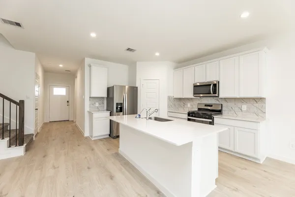 $2,350 | 31719 Kellan Grv Court, Fulshear, TX 77441