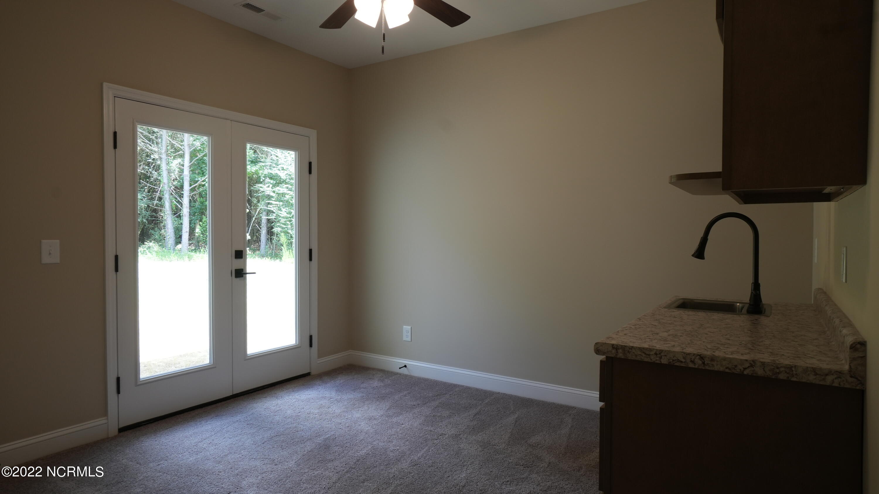 273 Quinn Store Road Beulaville, NC 28518 - Photo 12 of 21 14