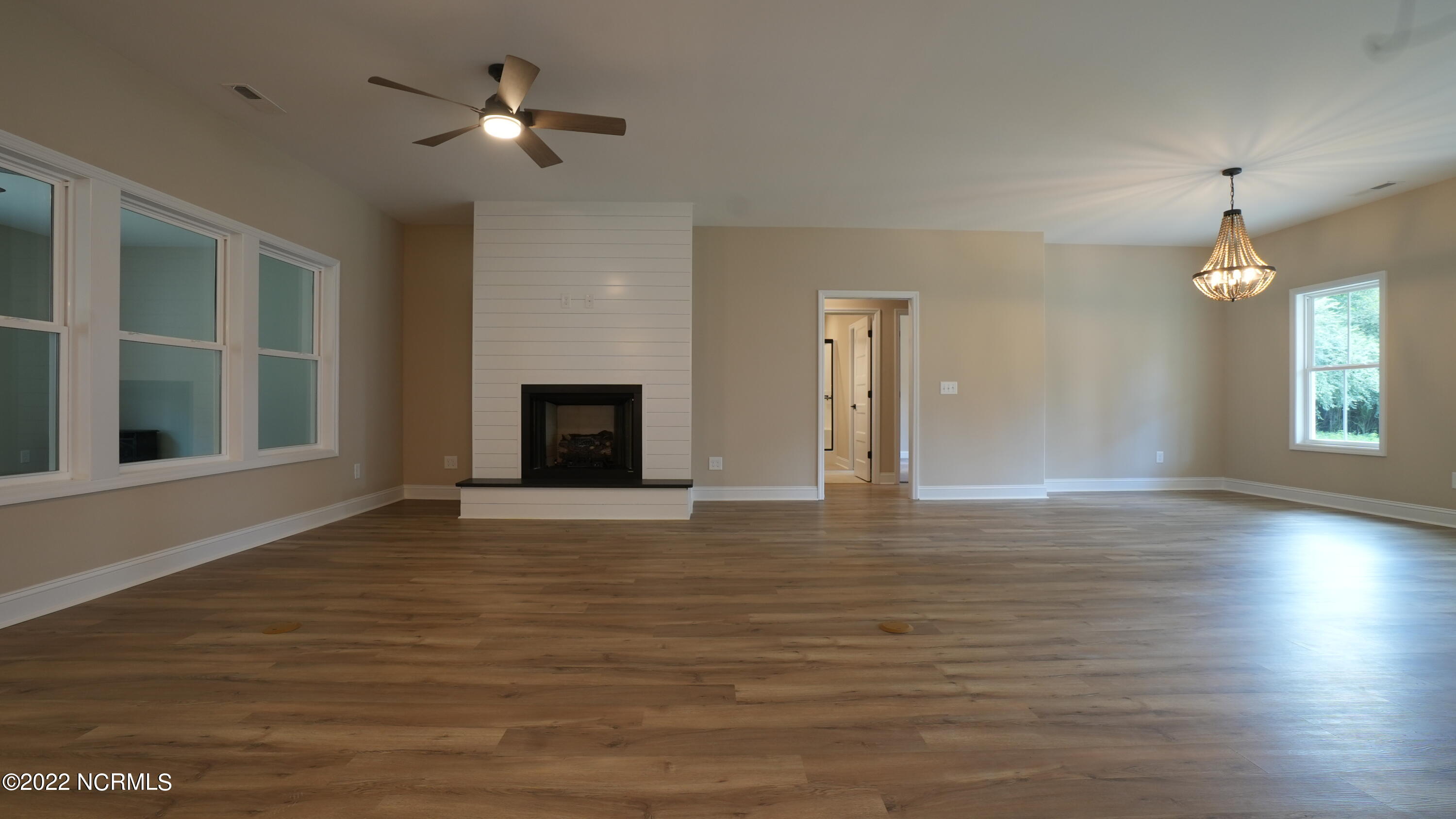 273 Quinn Store Road Beulaville, NC 28518 - Photo 4 of 21 5
