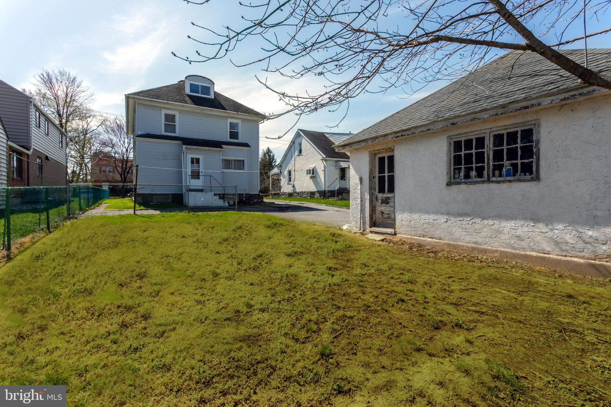 132 East Eagle Road Havertown, PA 19083 - Photo 3 of 19 Gallery Image 3